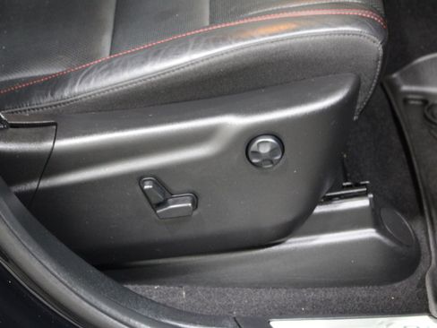 Used 2023 Dodge Durango GT RWD image 29