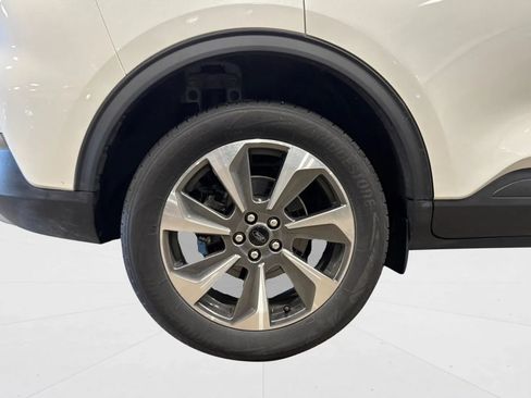 Used 2024 Ford Escape Platinum AWD/4WD image 55