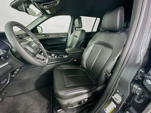 New 2025 Jeep Grand Cherokee Limited image 28