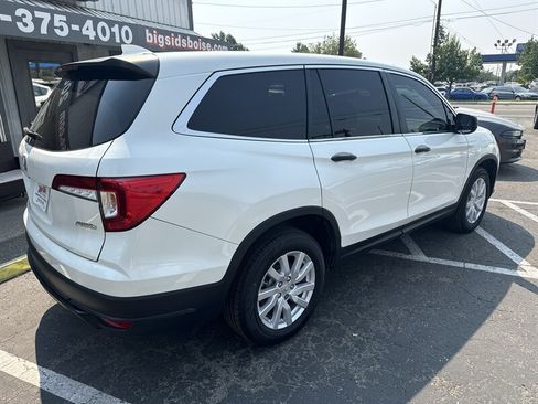 Used 2019 Honda Pilot LX image 4