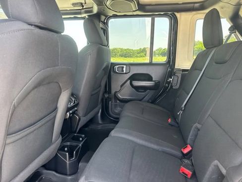 Used 2020 Jeep Wrangler Unlimited Sport S AWD/4WD image 22