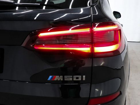Used 2022 BMW X5 M50i w/ Executive Package image 52