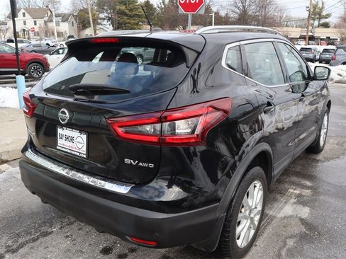 Certified 2021 Nissan Rogue Sport SV image 5
