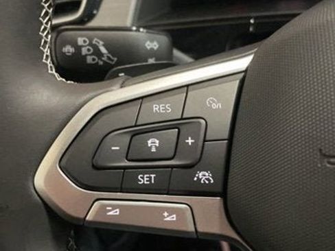 New 2026 Volkswagen Atlas Cross Sport SE AWD/4WD image 17