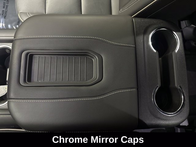Used 2024 Chevrolet Tahoe Premier AWD/4WD image 19