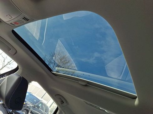 New 2026 Volkswagen Jetta SE image 7