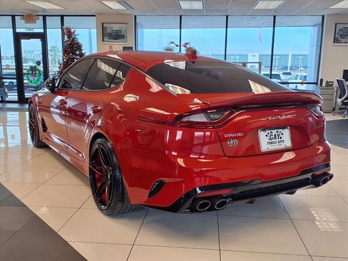 Used 2018 Kia Stinger GT2 image 2