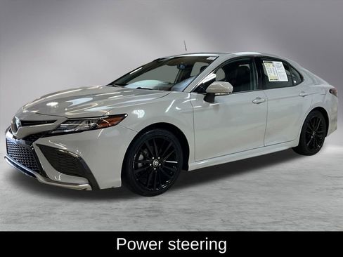 Used 2024 Toyota Camry XSE image 4