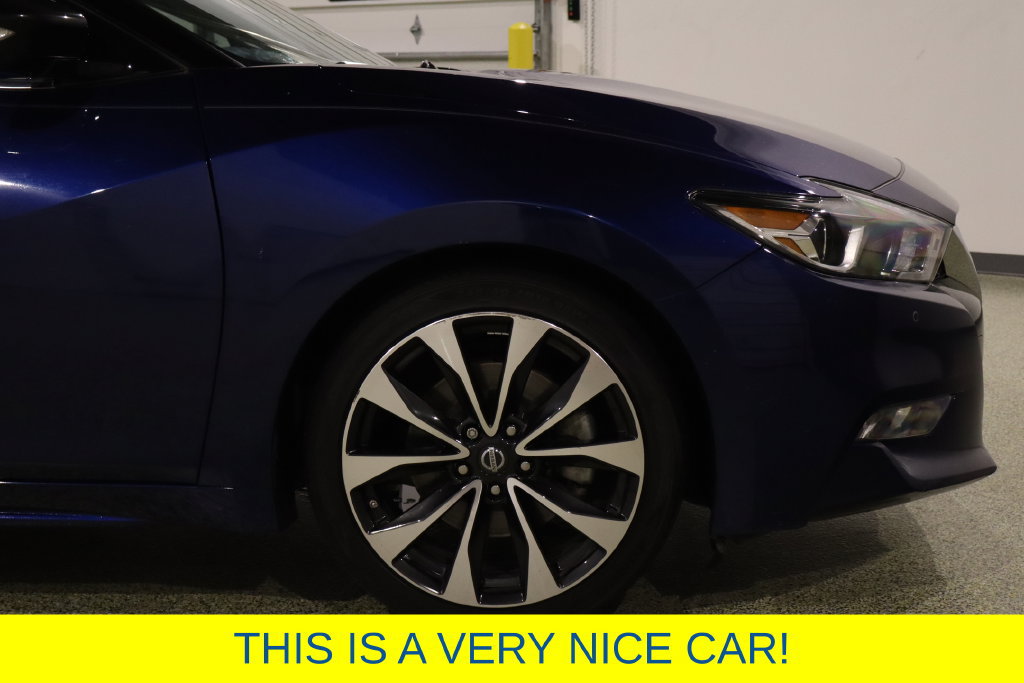 Used 2016 Nissan Maxima SR FWD image 12