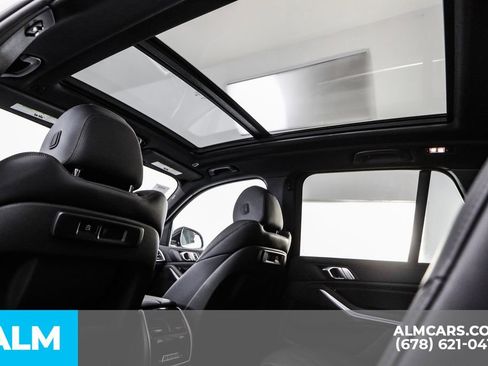 Used 2023 BMW X5 xDrive40i w/ Premium Package image 33