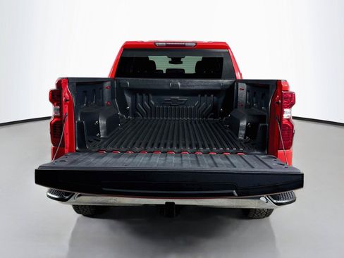 Used 2024 Chevrolet Silverado 1500 LT AWD/4WD image 27