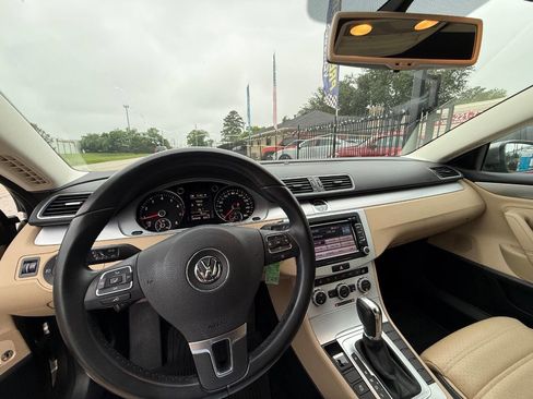 Used 2013 Volkswagen CC Sport FWD image 23