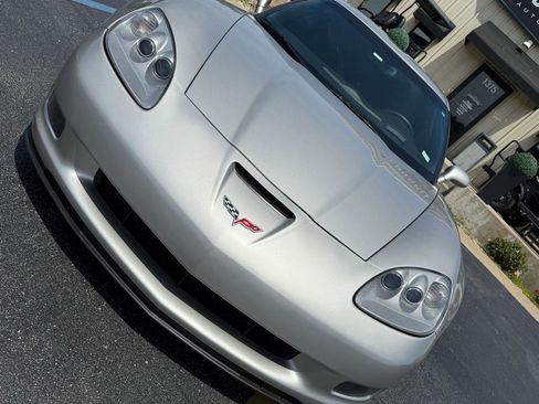 Used 2008 Chevrolet Corvette Z06 w/ Preferred Equipment Group RWD image 9
