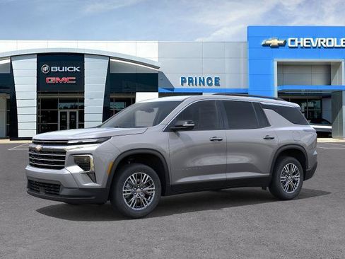 New 2027 Chevrolet Traverse LT w/ Driver Confidence Package FWD image 26