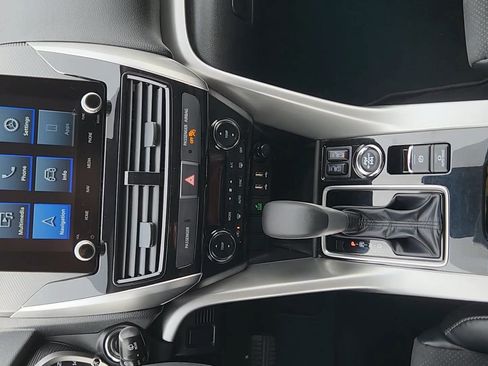 Used 2024 Mitsubishi Eclipse Cross SE image 16