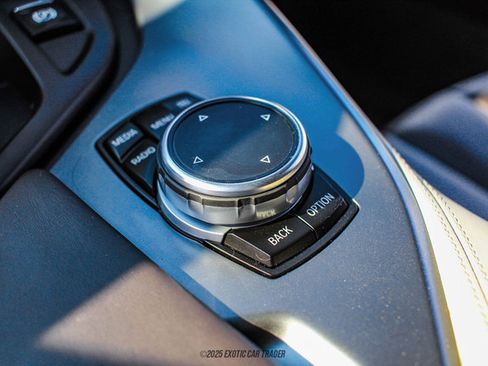 Used 2016 BMW i8 image 37