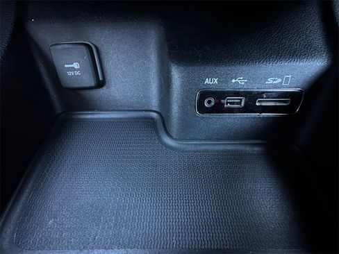 Used 2017 Dodge Durango SXT w/ 3rd Row Seating Group image 27