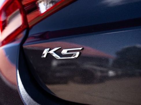 Used 2021 Kia K5 LXS FWD image 9