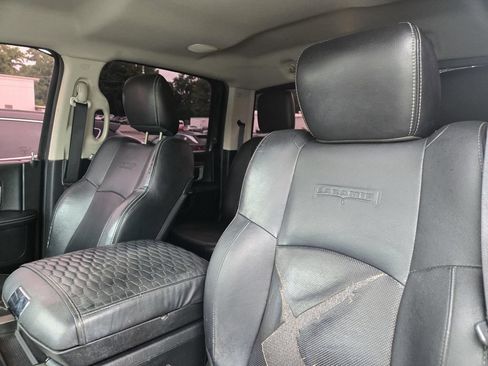 Used 2014 RAM 1500 Laramie w/ Convenience Group RWD image 7