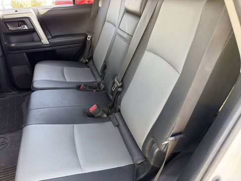 Used 2019 Toyota 4Runner SR5 Premium RWD image 31