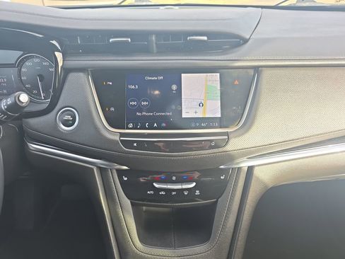 Used 2025 Cadillac XT5 Premium Luxury image 19