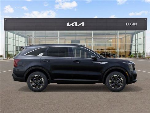 New 2026 Kia Sorento S image 7