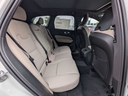 Used 2026 Volvo XC60 B5 Plus w/ Climate Package PRO AWD/4WD image 29