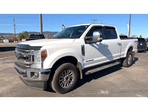 Used 2020 Ford F350 XLT w/ XLT Premium Package image 3