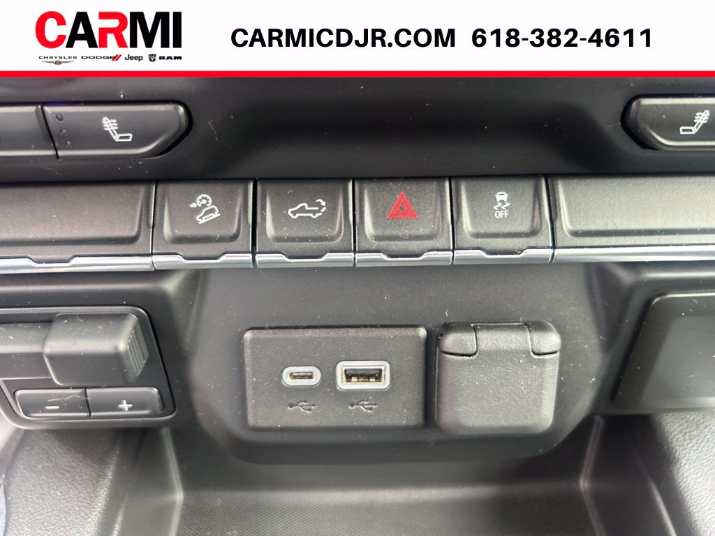 Used 2021 Chevrolet Silverado 1500 RST AWD/4WD image 30