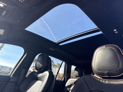 Certified 2025 Lincoln Aviator Black Label image 28