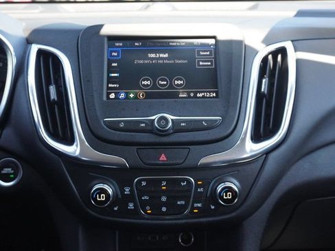 Used 2020 Chevrolet Equinox LT AWD/4WD image 46