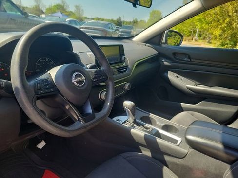 Used 2023 Nissan Altima 2.5 S FWD image 11