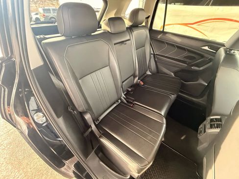 Used 2022 Volkswagen Tiguan SE image 26