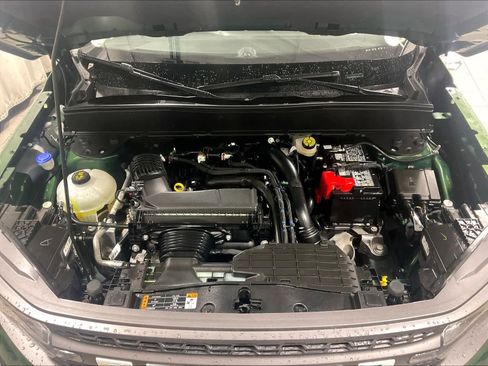 Used 2025 Ford Bronco Sport Badlands image 30