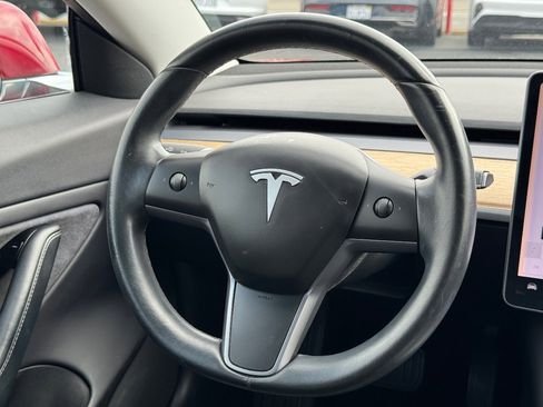 Used 2019 Tesla Model 3 Standard Range Plus image 25