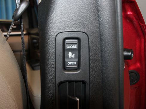 Used 2024 Honda Odyssey EX-L image 30