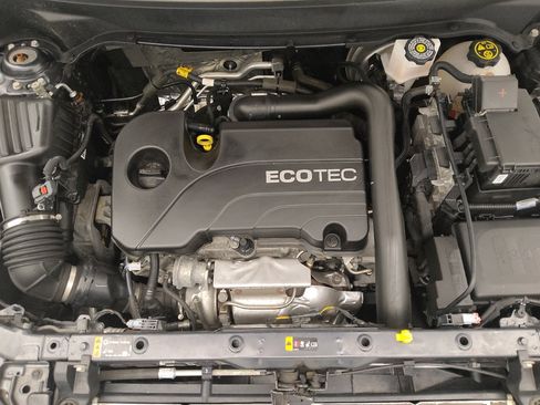 Used 2022 Chevrolet Equinox LT FWD image 30