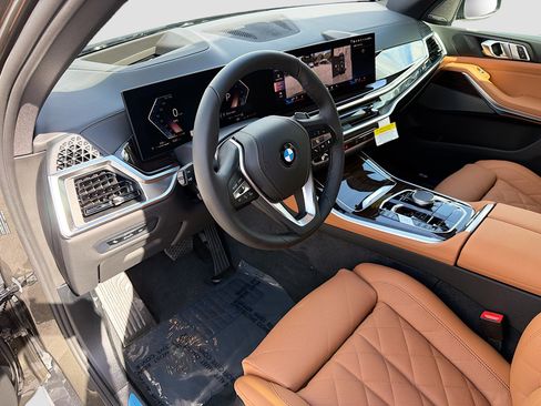 New 2026 BMW X5 xDrive40i w/ Climate Comfort Package AWD/4WD image 25