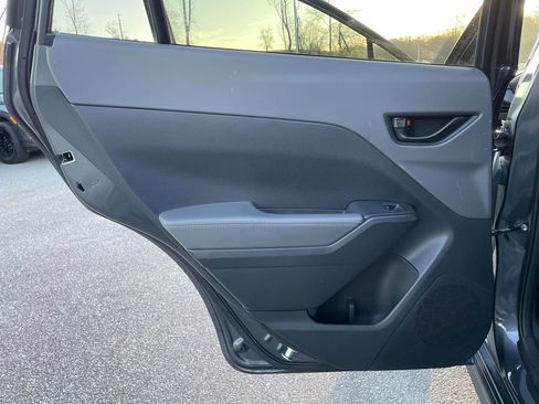 Certified 2024 Subaru Crosstrek 2.0i Premium image 2