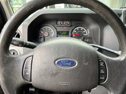 Used 2012 Ford E-250 and Econoline 250 w/ Commercial Cargo Van Pkg RWD image 23