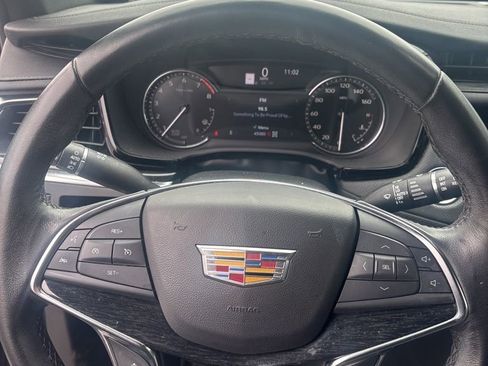 Certified 2023 Cadillac XT5 Premium Luxury AWD/4WD image 17