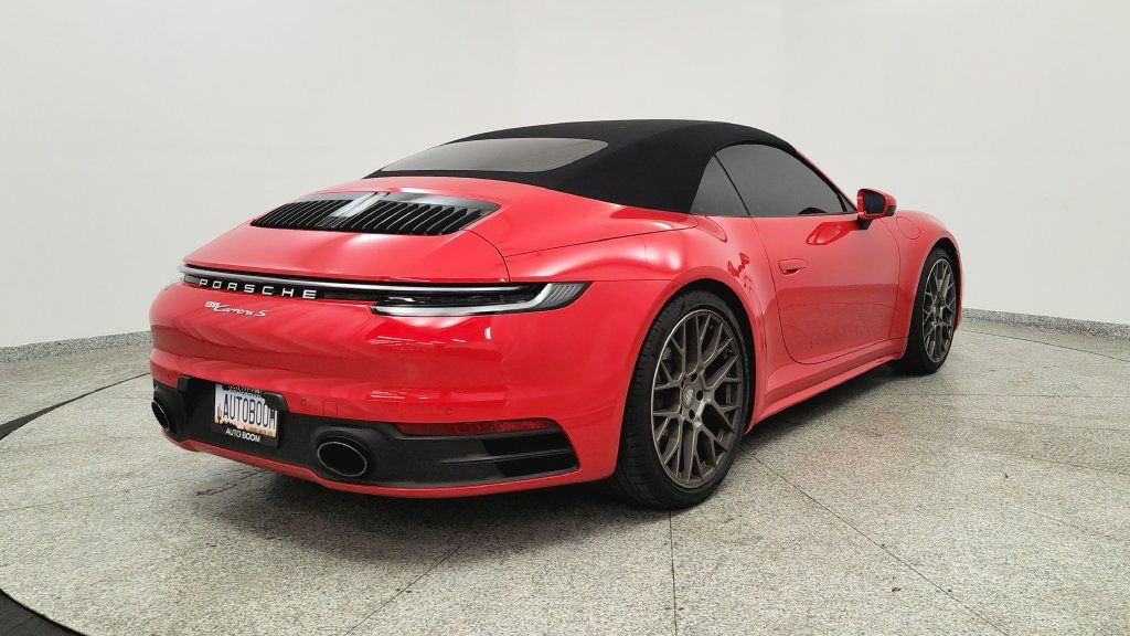 Used 2022 Porsche 911 Carrera S RWD image 5