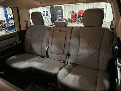 Used 2019 RAM 2500 Big Horn image 26