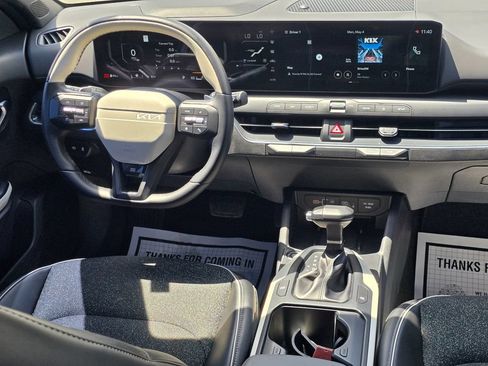 Used 2025 Kia K4 GT-Line FWD image 21