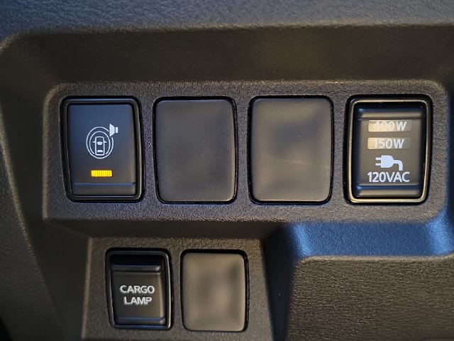 Used 2025 Nissan Frontier SV w/ SV Convenience Package RWD image 29