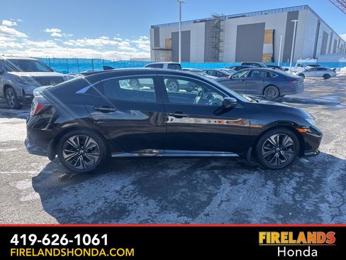 Used 2018 Honda Civic EX image 7