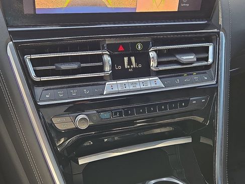 Used 2023 BMW 840i Coupe w/ Driving Assistance Package RWD image 29