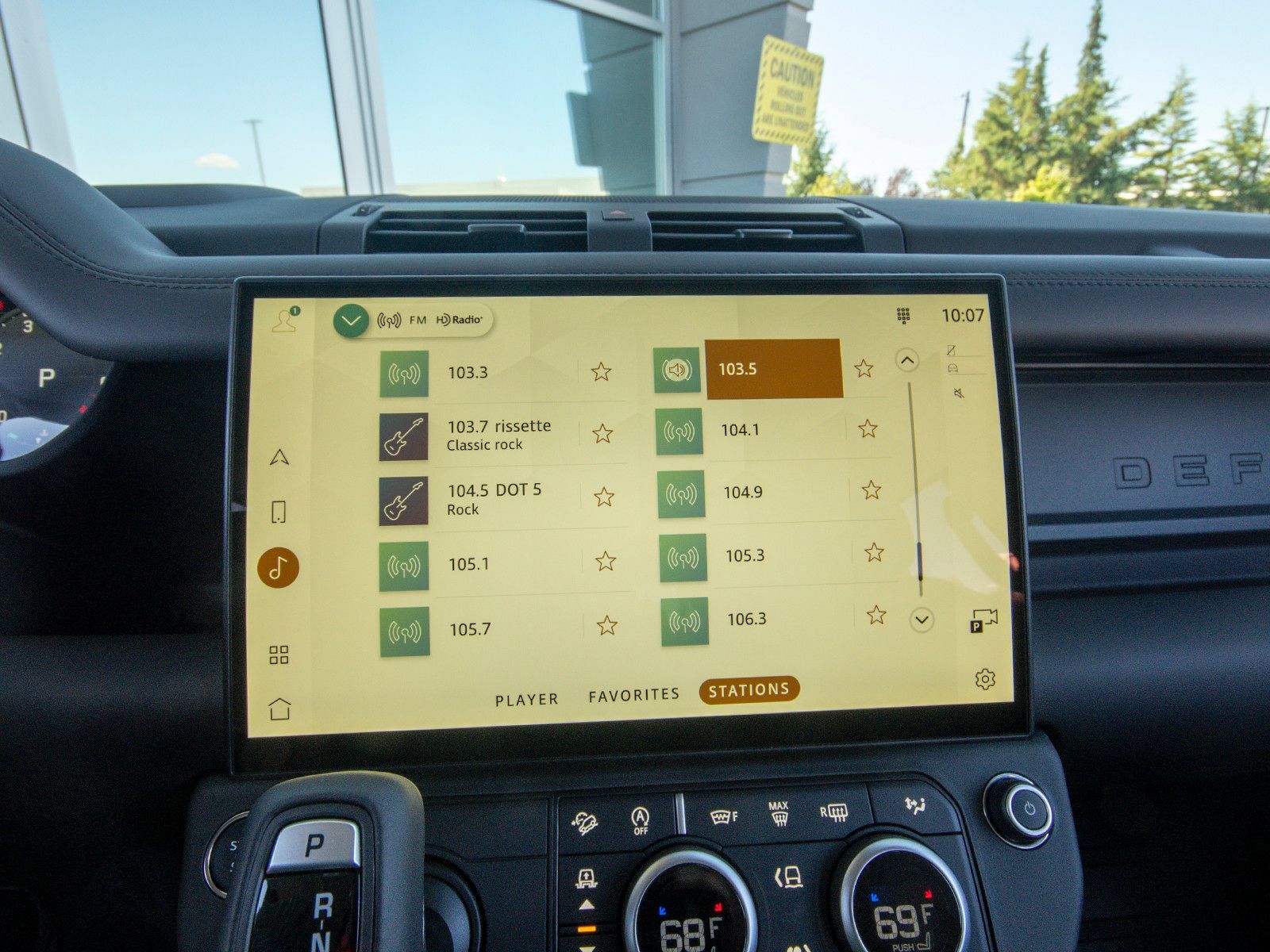 New 2026 Land Rover Defender 110 X-Dynamic SE AWD/4WD image 20