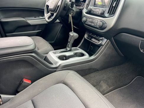 Used 2018 Chevrolet Colorado LT RWD image 18