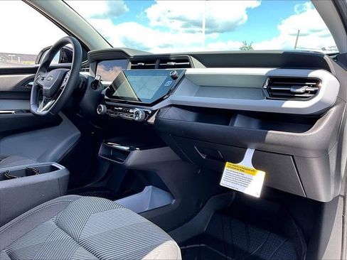 New 2027 Chevrolet Bolt LT w/ LPO, All-Weather Package FWD image 9